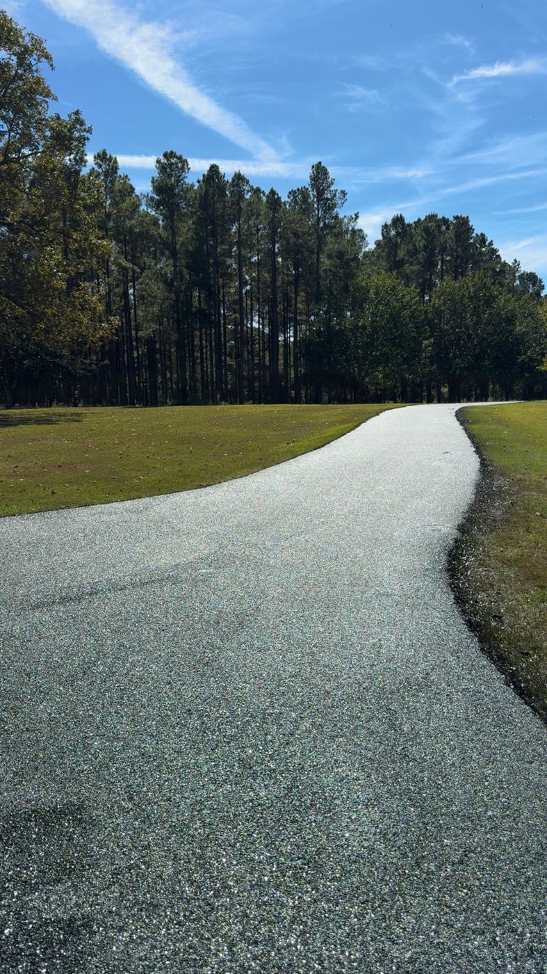 Sealed driveway with clean edges